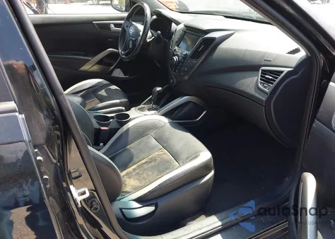 2014 Hyundai Veloster Turbo W/Black z USA, uszkodzony, nr VIN KMHTC6AE9EU194332